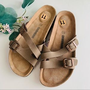 Cushionaire Brown Footbed Sandals